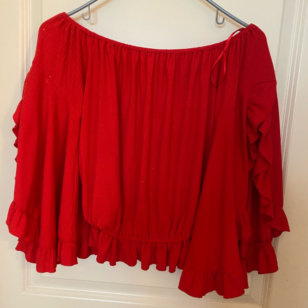 Buckle Top